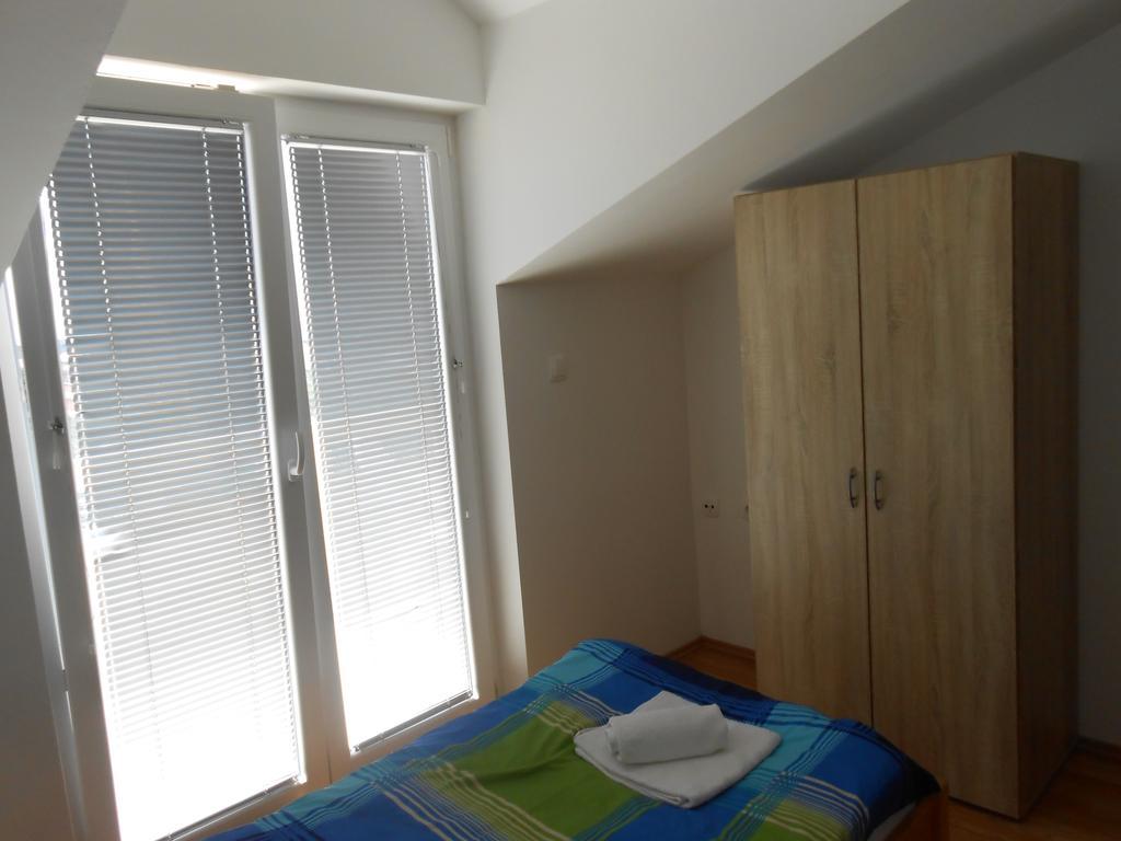 Apartments Jasmina Novalja Ngoại thất bức ảnh