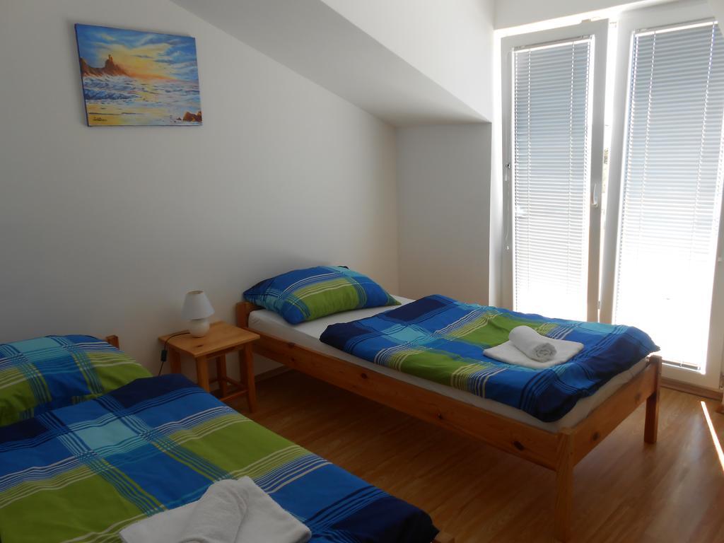 Apartments Jasmina Novalja Ngoại thất bức ảnh