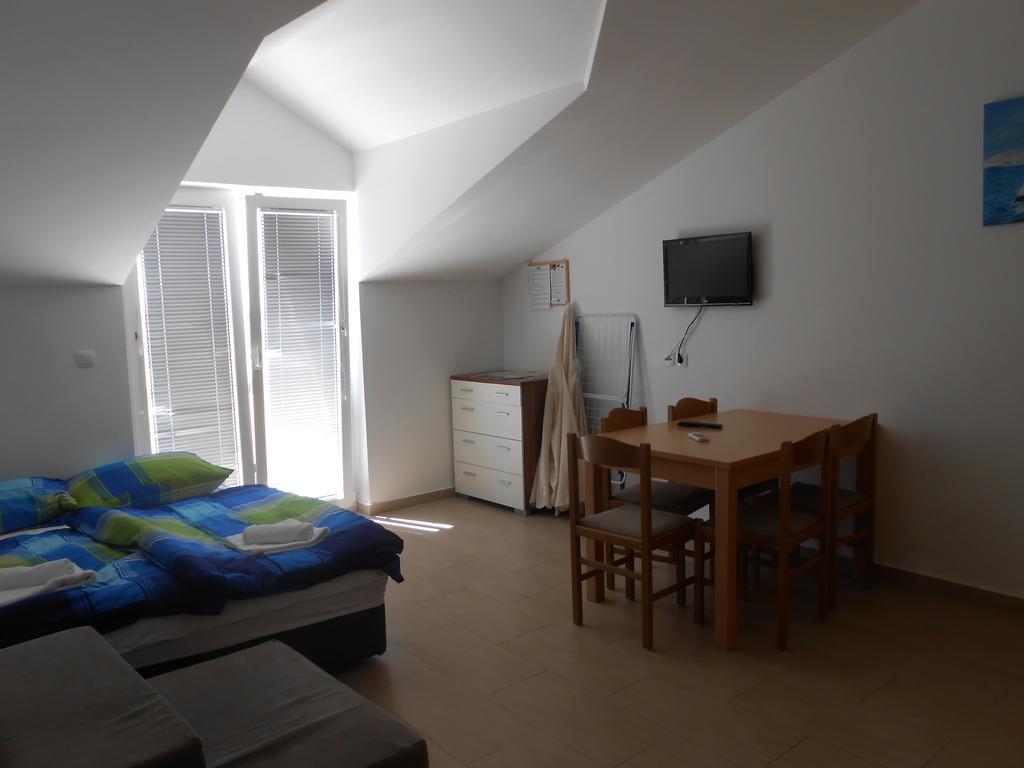 Apartments Jasmina Novalja Ngoại thất bức ảnh
