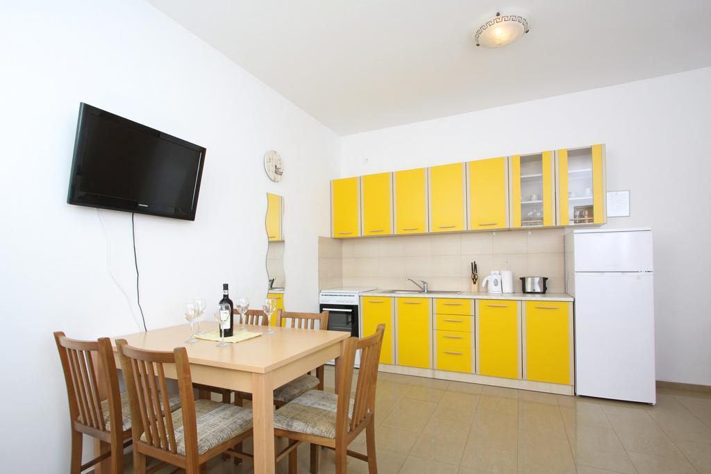 Apartments Jasmina Novalja Ngoại thất bức ảnh