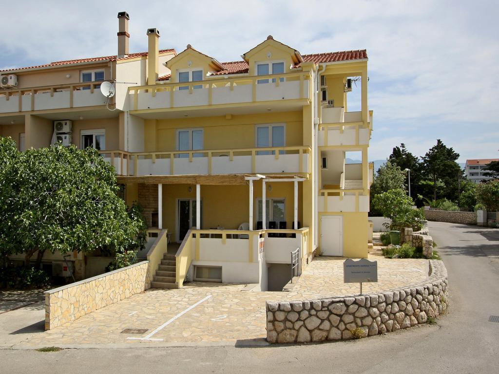 Apartments Jasmina Novalja Ngoại thất bức ảnh