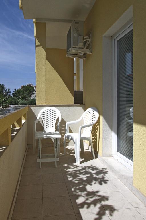 Apartments Jasmina Novalja Ngoại thất bức ảnh